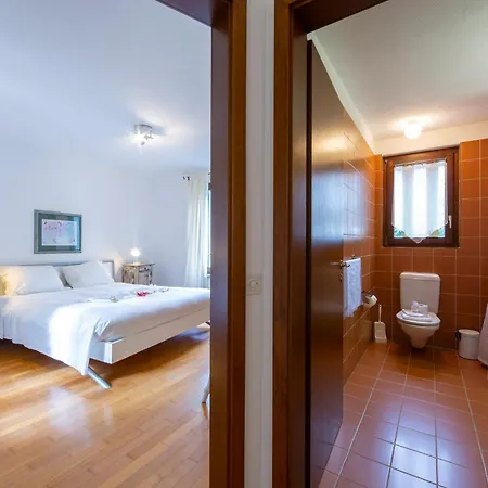 Апартаменты Casa Chiara Muralto With Balcony & Wi‑Fi - Happy Rentals *