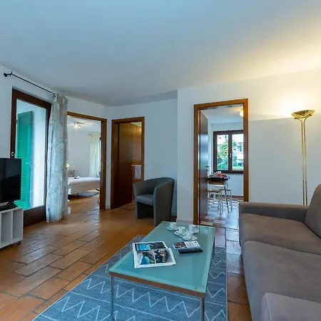 Casa Chiara Muralto With Balcony & Wi‑Fi - Happy Rentals Апартаменты Локарно